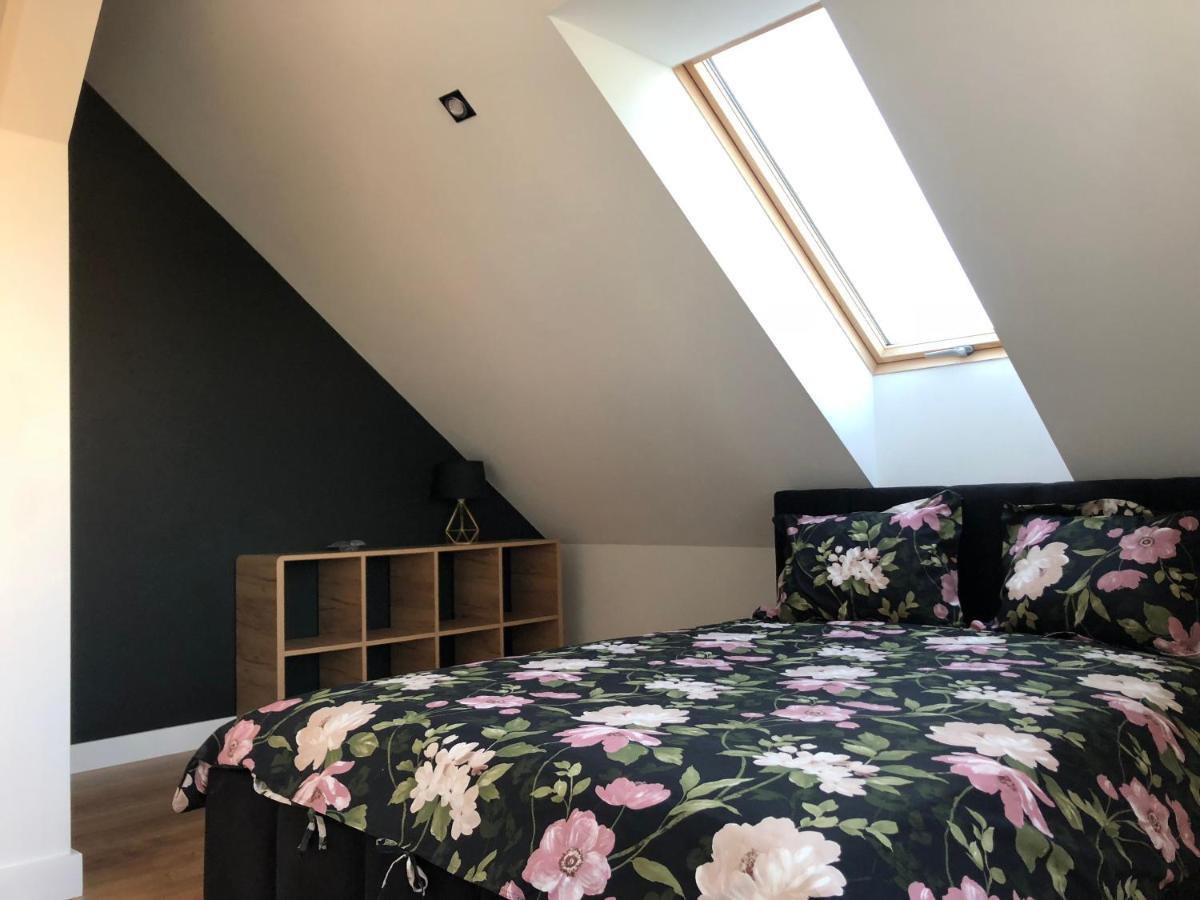 Apartment Aleksandra We Wielu Z Widokiem Na Jezioro Wiele